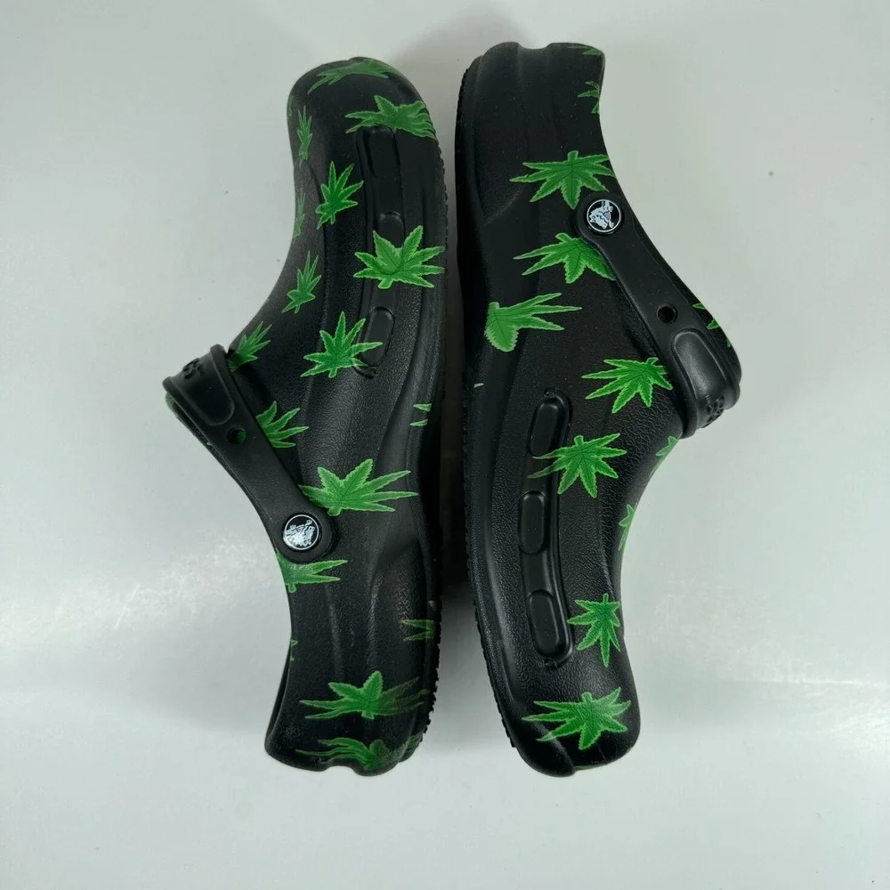 Crocs Bistro 420 Hemp Leaf Men's US 13 Black/Green Slip-Resistant Work Clogs